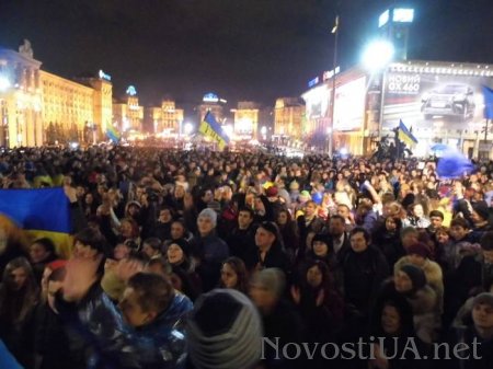 Евромайдан продолжает собирать украинцев +ФОТО