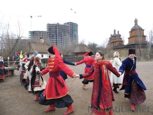 Яркий праздник в украинских традициях-4
