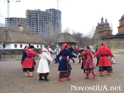 Яркий праздник в украинских традициях-5