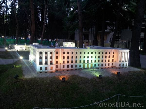 Крым в миниатюре. Алуштинский парк Крым в миниатюре. Алуштинский парк